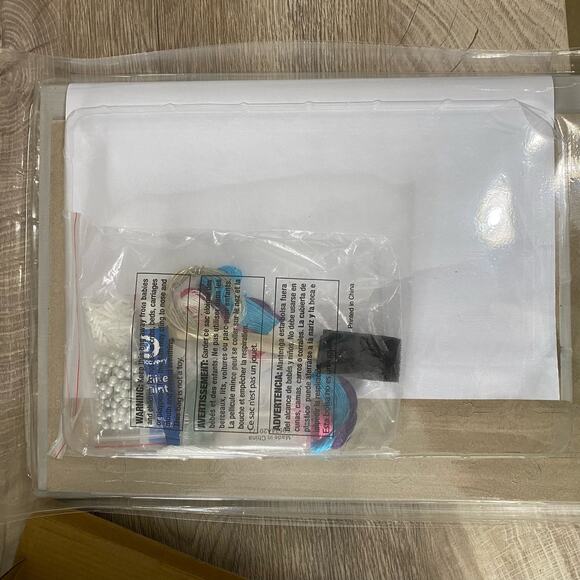 NIB Discovery DIY Kit LED Light-Up String Set - Picture 2 of 11